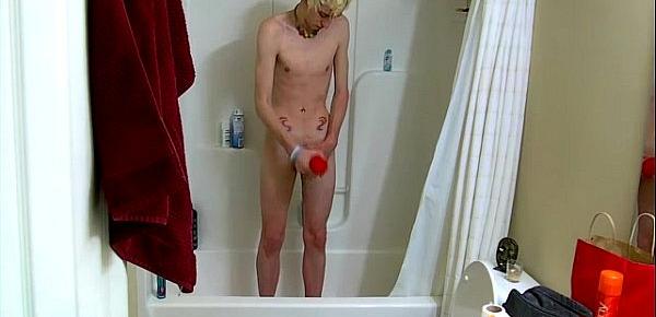  Amazing twinks But he also has some off the hook masturbate off